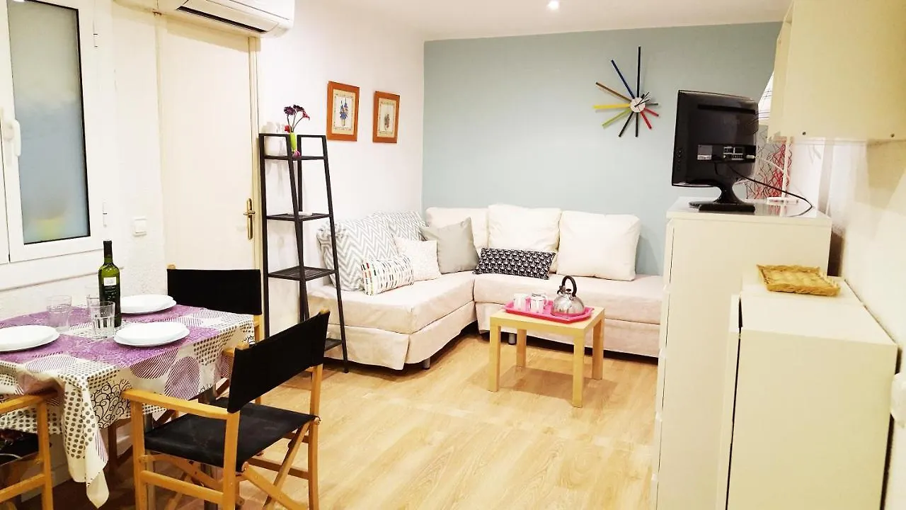 Economic Rambla Suites Barcelona Apartment