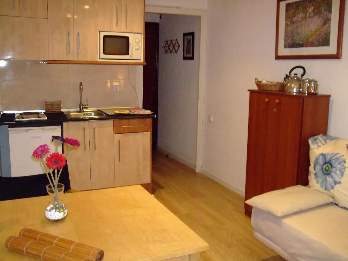 Economic Rambla Suites Barcelona Spain