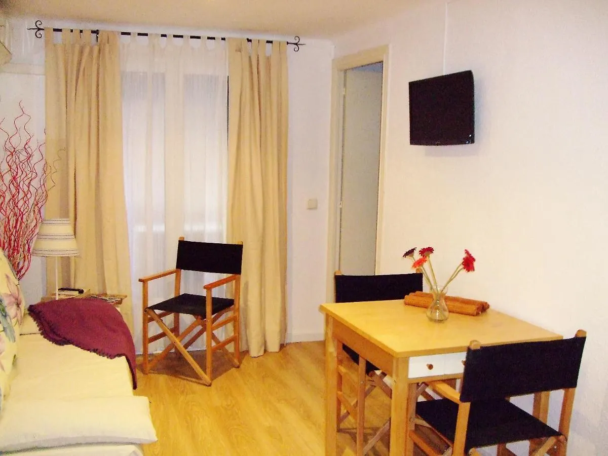 Economic Rambla Suites Barcelona Apartment